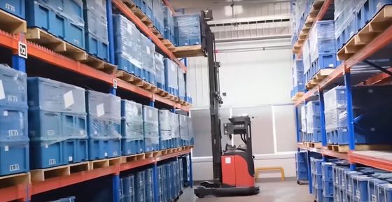 Pallet Transfer And Stacker AGV Automated Warehousing System Loading Capacity 1200kg